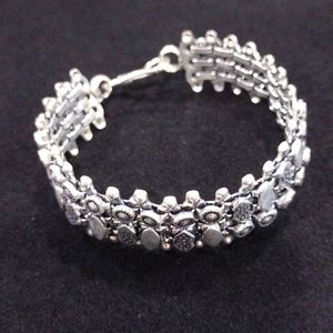 Bali silver bracelet, 7.75 inch long, 3/4 inch wide, vintage